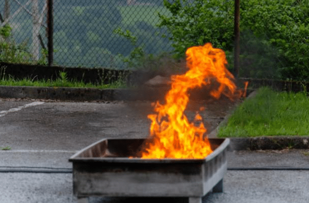 La Importancia de los Planes de Autoprotección y Simulacros de Emergencia en las Instalaciones realizado por Obermann ray